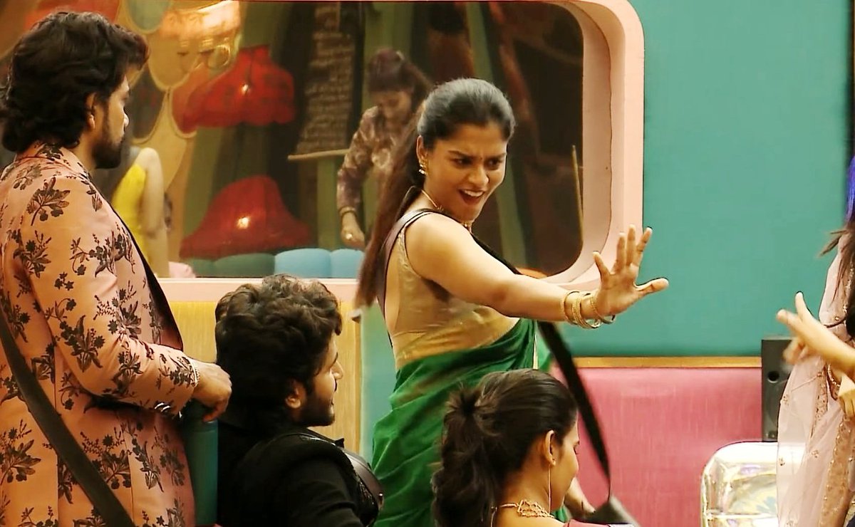 michaelarun_m's tweet photo. #BiggBossTamil10

Week Earlier... Started with Whole discussion about a deal made by #LakshmiPriya & #Shama... #BB given a task to save your life by making deals... Now everyone will make deals to dave their life... There is a lesson in this task... 😁😁

Obviously, this game is meant to be played through deals...
That’s why the task requires you to collect a 3-colour combination of bricks..  The loophole is that you don’t necessarily have to fight for the colours you need, you can negotiate with another player who has the required brick and make a deal to get it...

So, if you’re holding one colour and someone else has another, trading or making a deal can help you complete the combination without putting your life at risk...

That’s the intended strategy use deals intelligently to complete the task