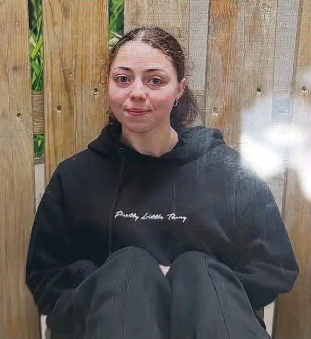 FreyjaBakke's tweet photo. Gloucestershire Constabulary
We're appealing for information to help locate a teenage girl who has been reported missing from Gloucester as there are concerns for her welfare.
Seventeen-year-old Leinah was last seen at around 6.50am on Saturday 26 September, when she left an address in the city on foot.
Leinah is described as being around 5ft 2ins tall, of a slim build and has wavy brown hair.
When she was last seen, she was wearing blue flared jeans and a grey crop top, although her clothing may have changed since then. She is also believed to be carrying a bag with her.
Leinah is known to frequent Gloucester Park and the Skate Park as well as the city centre.
Officers have completed a number of enquiries in their search for Leinah, and they are now asking anyone who has seen her or knows of her whereabouts to call police on 101 quoting reference 53260083793.
If you can see Leinah at the time of calling, dial 999 instead and ask for police.