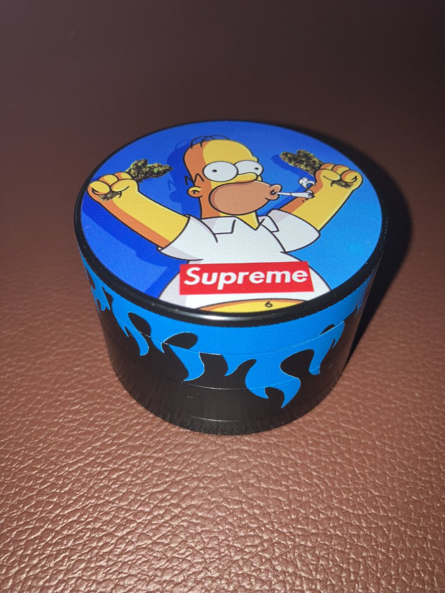 mhalokhid's tweet photo. 63mm 3 layers weed/tobacco grinders 
150ghc
Contact 0546411668
Nationwide delivery https://t.co/n5s8lawra5