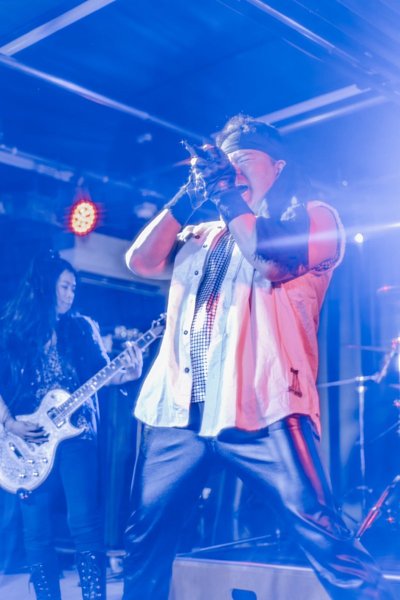 OSAKA_YOHOHO's tweet photo. 🌟 D×Q神戸super scramble presents
『融合ボルテージ』🌟
🔥2026.10.24(SAT)🔥
#superscramble
#よほほ
#INY9UALITY (東京)
#ヌーピーズ
#段ボーラー
#てふてふ (楽団仕様)
【Photo: @yu_delay 】
よほほ公式YouTube📺
https://t.co/V9aQtpr8yw
チャンネル登録よろしくお願いします🙇♀️ https://t.co/dKKZ1KOUFl