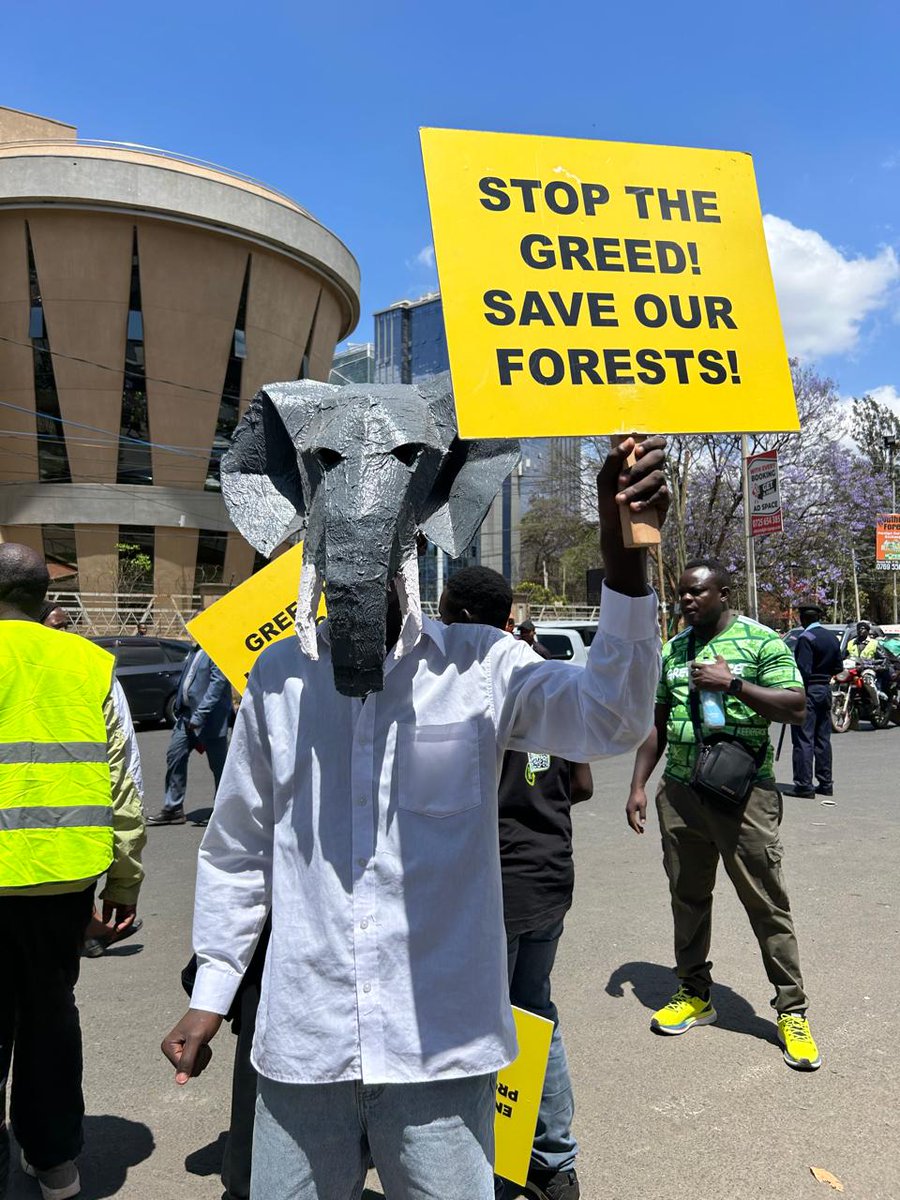 Greenpeaceafric tweet picture