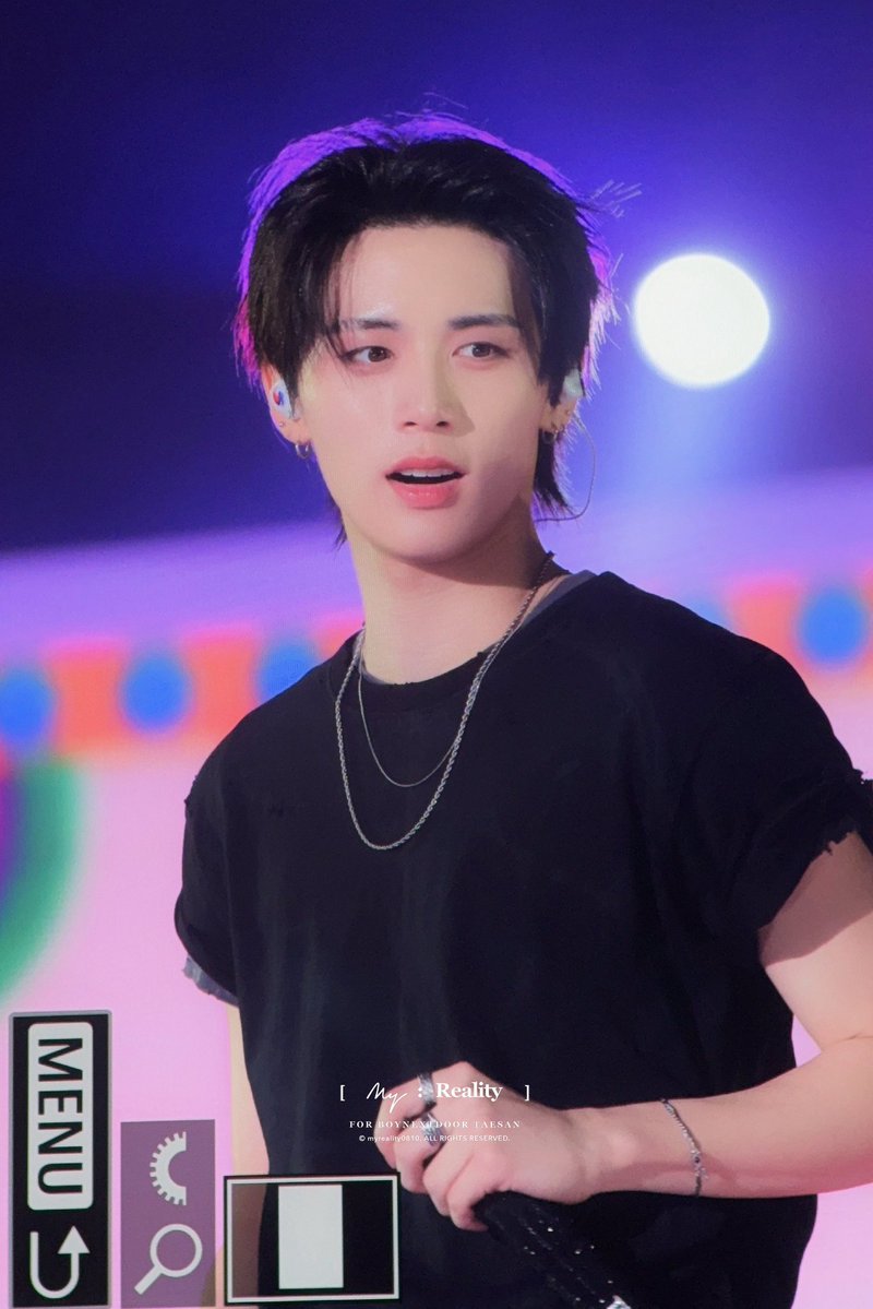 imnotarinnn's tweet photo. Oh no, I'm fallin' in love again ~ ㅠㅠ https://t.co/WDFfxfcuCV