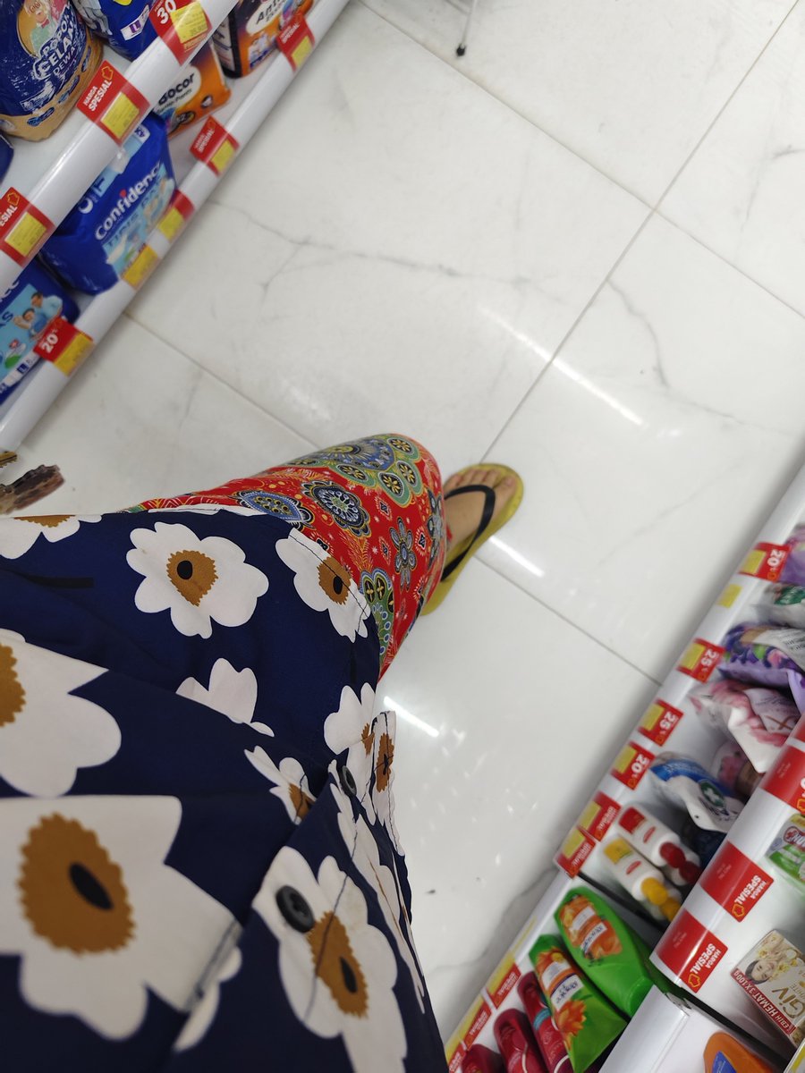 ssdeans's tweet photo. Pergi dalam keadaan slay demi KachenAiyara.

Sayang kali loh aku sama NetJJ👍 https://t.co/W3tV5QT8z6