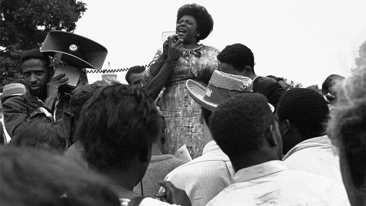 MSTODAYnews's tweet photo. On this day in 1917, Fannie Lou Hamer was born the youngest of 20 children on a Mississippi Delta plantation with her sharecropping family. https://t.co/ZhMRmBbacI https://t.co/Wh8tNUCUN3