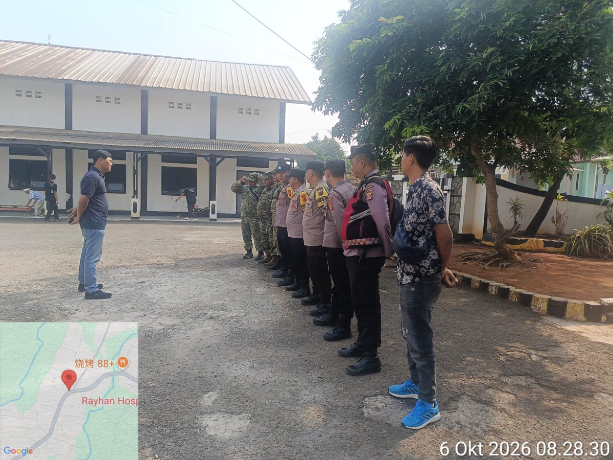HumassekCpdysbg's tweet photo. Ipda Ari Kurniawan, S.Ip., M.H., Panit Reskrim Polsek Cipeundeuy pimpin Apel Pratugas pengamanan penetapan balon menjadi calon, penyerahan SK dari panitia kepada Calon, penentuan no urut dan tanda gambar serta pelaksanaan Deklarasi Damai Desa Wantilan https://t.co/hAv8I0urJW