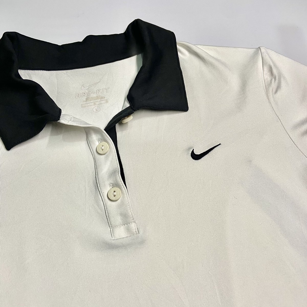 cherrisandnono's tweet photo. 🤳🏻 nike tennis

size L อก 34-36 / ยาว 25
300.- รวมส่ง

 💌dm

#ส่งต่อเสื้อผ้า #ส่งต่อเสื้อผ้ามือสอง #ส่งต่อstylist #ส่งต่อcintage #ส่งต่อvghbkk #ส่งต่อbeming #ส่งต่อnike https://t.co/F2FqU5hEIf