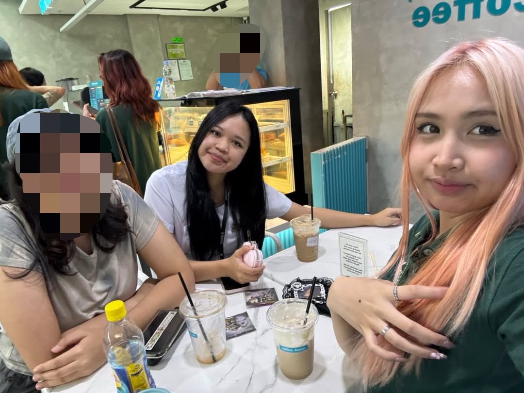 ryulvoid's tweet photo. meet up with @cinnamoyul &amp; nin 😛 yosi at kape lang divinechhhh https://t.co/bUOS4igGkl