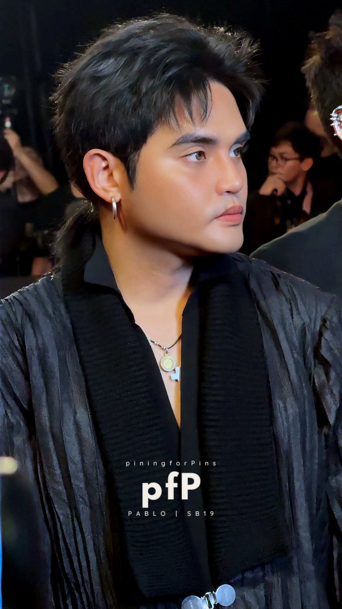 piningforPau's tweet photo. 10.06.26 | Filipino Music Awards 2026
📍MOA Arena

If looks could kill 🫣

SB19 MAY BISA SA FMA
@SB19Official #SB19
@imszmc #SB19_PABLO 
#SB19RocksTheFMA https://t.co/lsSYvClT54