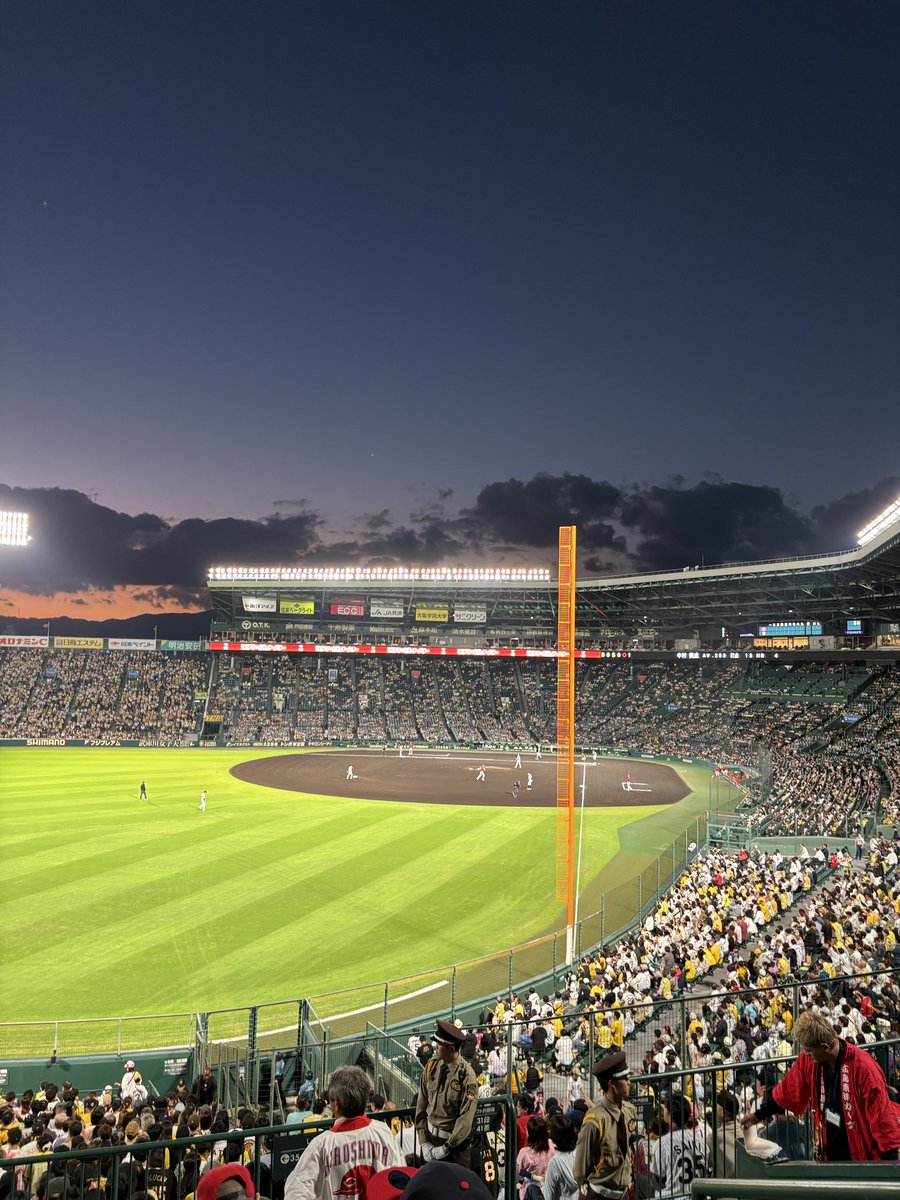 harusanender's tweet photo. くっそ楽しかった
またあした
明日最終戦は勝って終わろうな🎏 https://t.co/YL4xCTIC4S