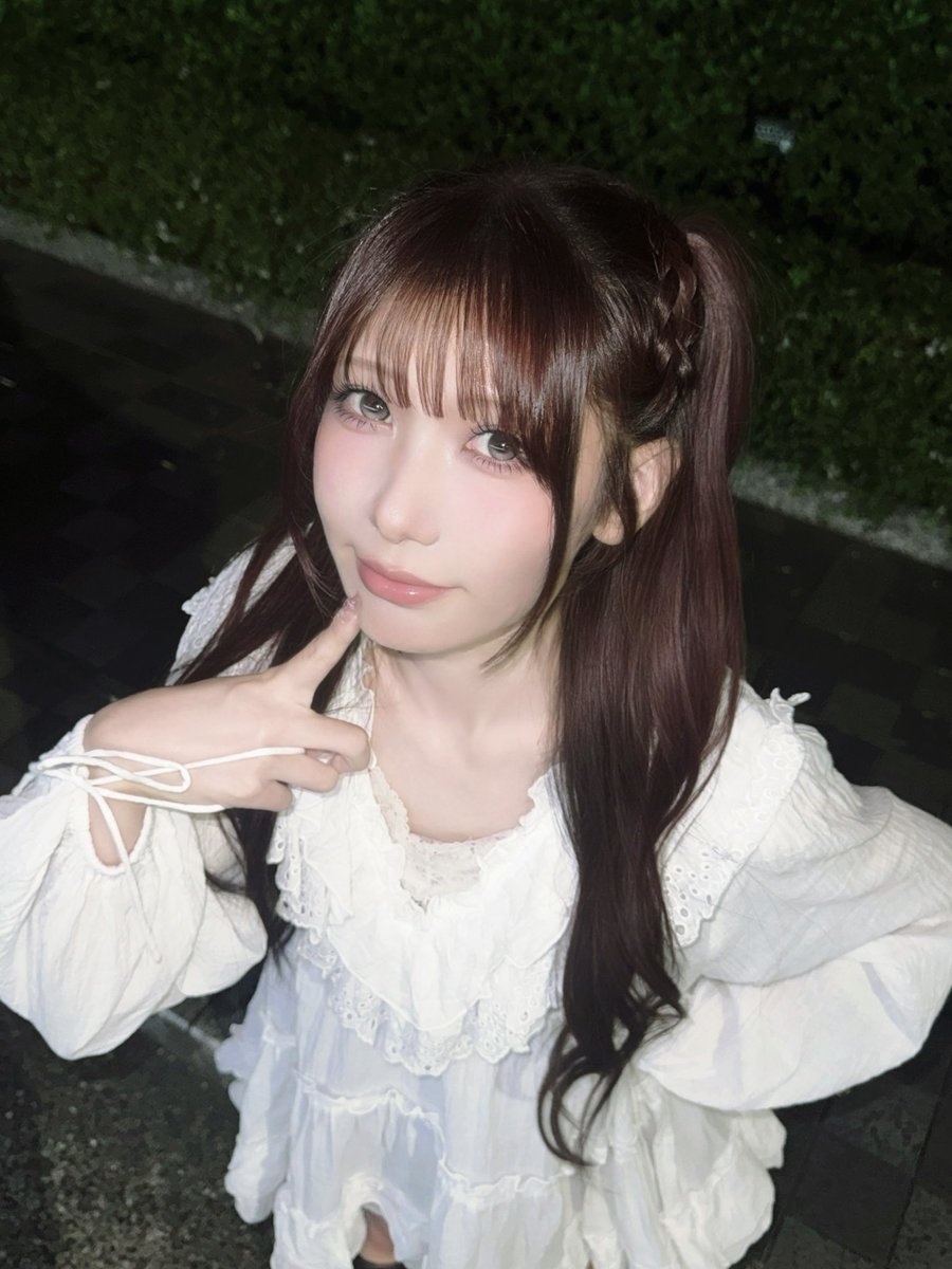 ria_revolution's tweet photo. ≒ 天使 ≒ 女神 🤍✩˖ ࣪‧₊˚໒꒱⋆✩ https://t.co/150vztp9NP