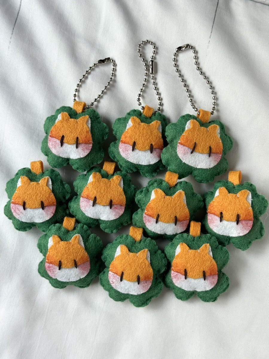 namtannamm's tweet photo. 🦊 giveaway 🦊

กองทัพน้องเคบุกกก
🍀 เคหัวโคลเวอร์ 20 ชิ้น
🤏🏻โคลเวอร์จิ๋ว 10 ชิ้น

🗓️ 10 october 2026
📍 samyan mitrtown hall

#YOUNGESTinBKK
#YoungK_Solo_Tour_YOUNGEST https://t.co/A4hS4N2iaQ