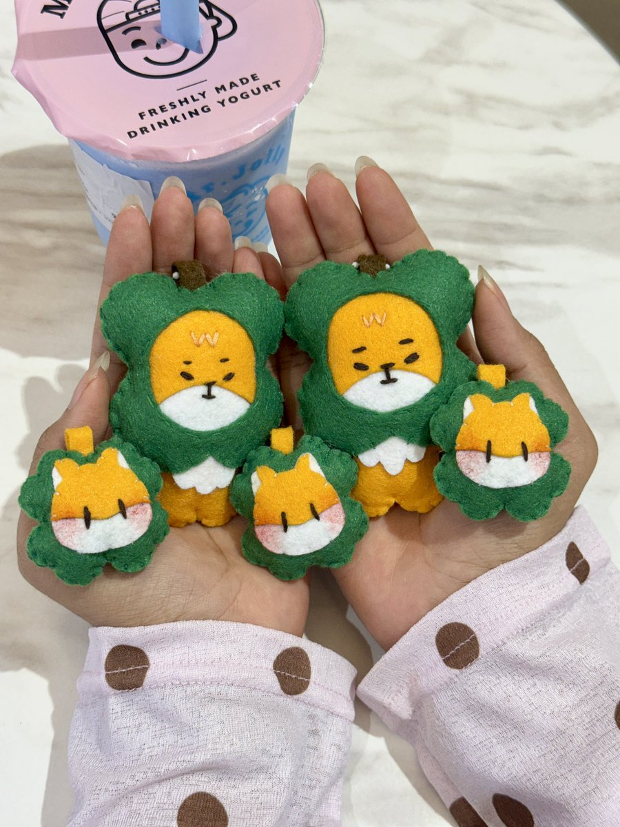 namtannamm's tweet photo. 🦊 giveaway 🦊

กองทัพน้องเคบุกกก
🍀 เคหัวโคลเวอร์ 20 ชิ้น
🤏🏻โคลเวอร์จิ๋ว 10 ชิ้น

🗓️ 10 october 2026
📍 samyan mitrtown hall

#YOUNGESTinBKK
#YoungK_Solo_Tour_YOUNGEST https://t.co/A4hS4N2iaQ
