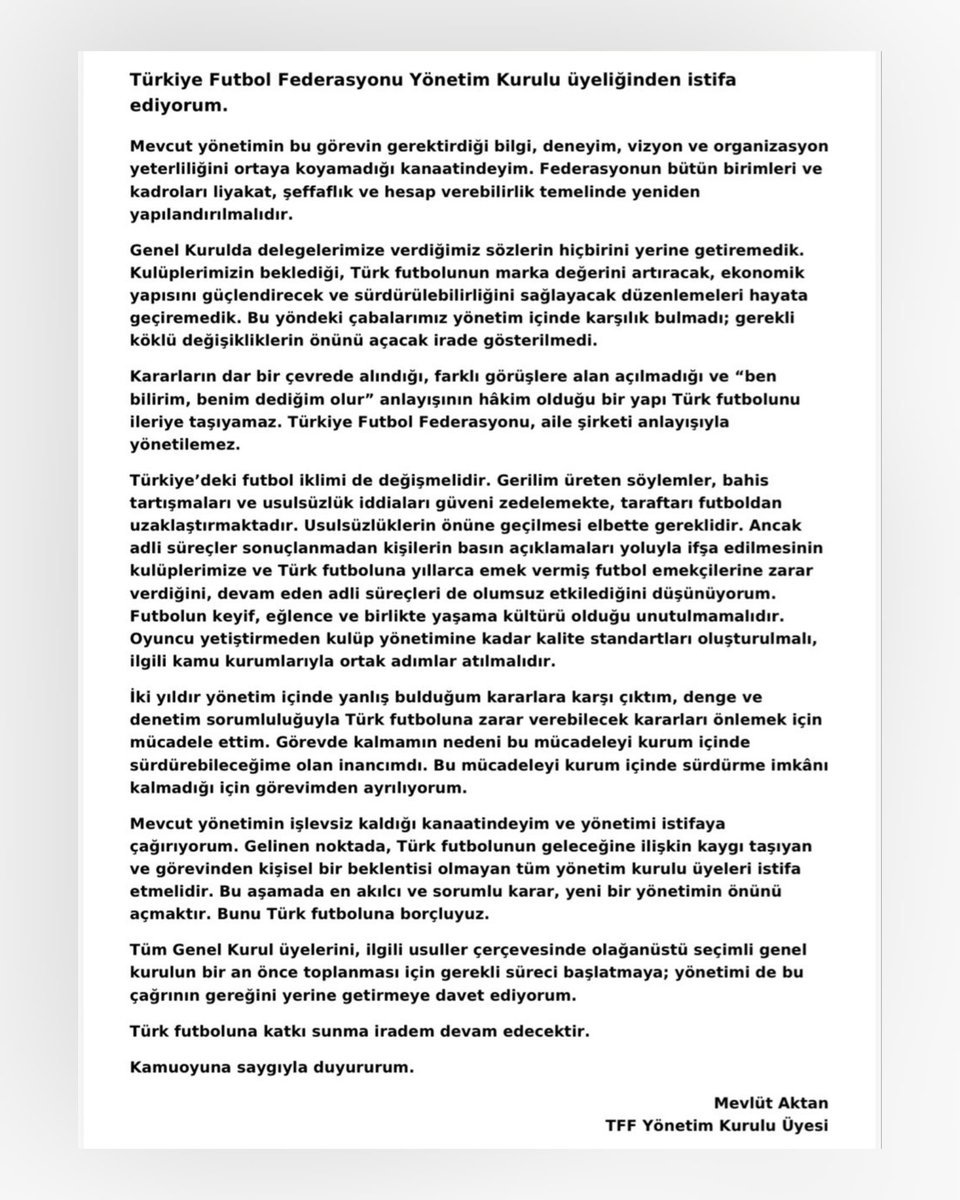 PesindeyizApp's tweet photo. TFF Yönetim Kurulu Üyesi Mevlüt Aktan: "Türkiye Futbol Federasyonu aile şirketi anlayışıyla yönetilemez. Türkiye’deki futbol iklimi değişmelidir. Görevimden istifa ediyorum. Mevcut yönetimi de istifaya çağırıyorum." https://t.co/kQDS4aWbIQ