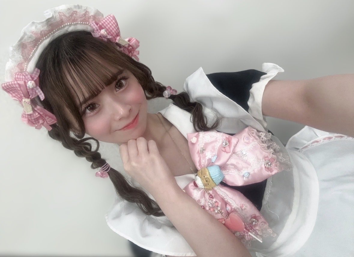 fuwari_cco's tweet photo. お待たせしました>_<
卒業式の日程決まりました🥺
11月17日（火）です♡

詳しく隣にかいたからみてね♡
明日からふわり卒業式お花代募集開始します🌸
ご協力よろしくお願いいたします(՞o̴̶̷̤  ̫ o̴̶̷̤՞) https://t.co/6Mr0iMgQsX