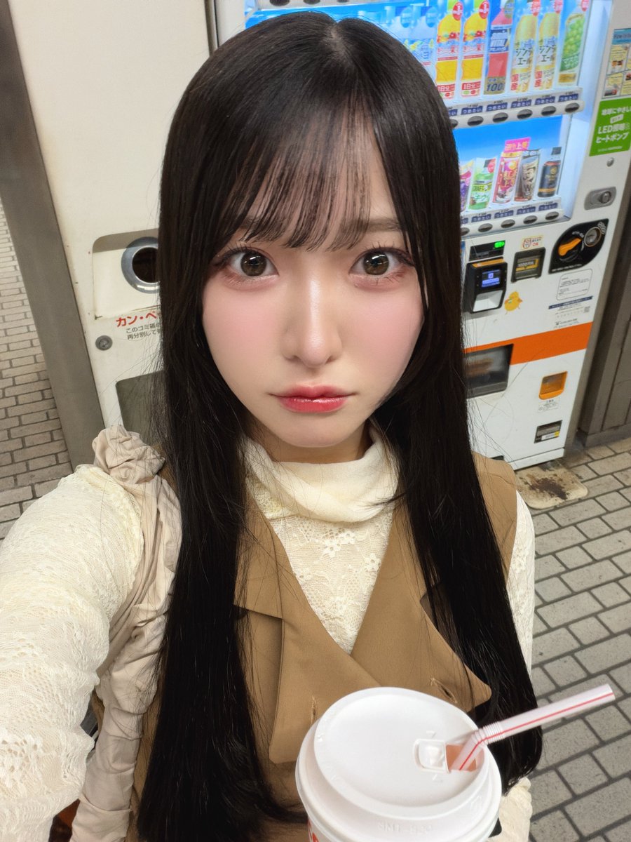 yamada_momoka__'s tweet photo. ちょっぴりレイヤーいれてみた🤎 https://t.co/bw9bUqg3hb