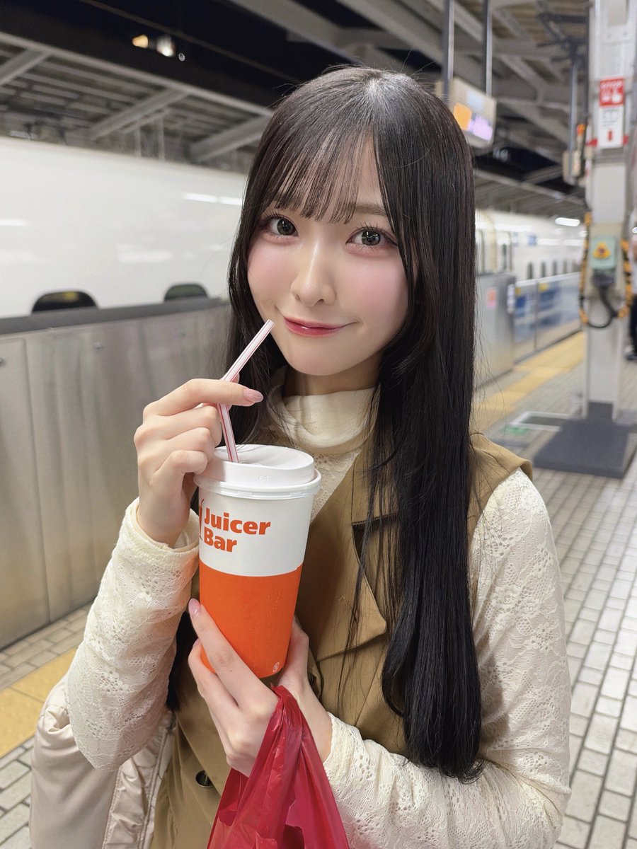 yamada_momoka__'s tweet photo. ちょっぴりレイヤーいれてみた🤎 https://t.co/bw9bUqg3hb