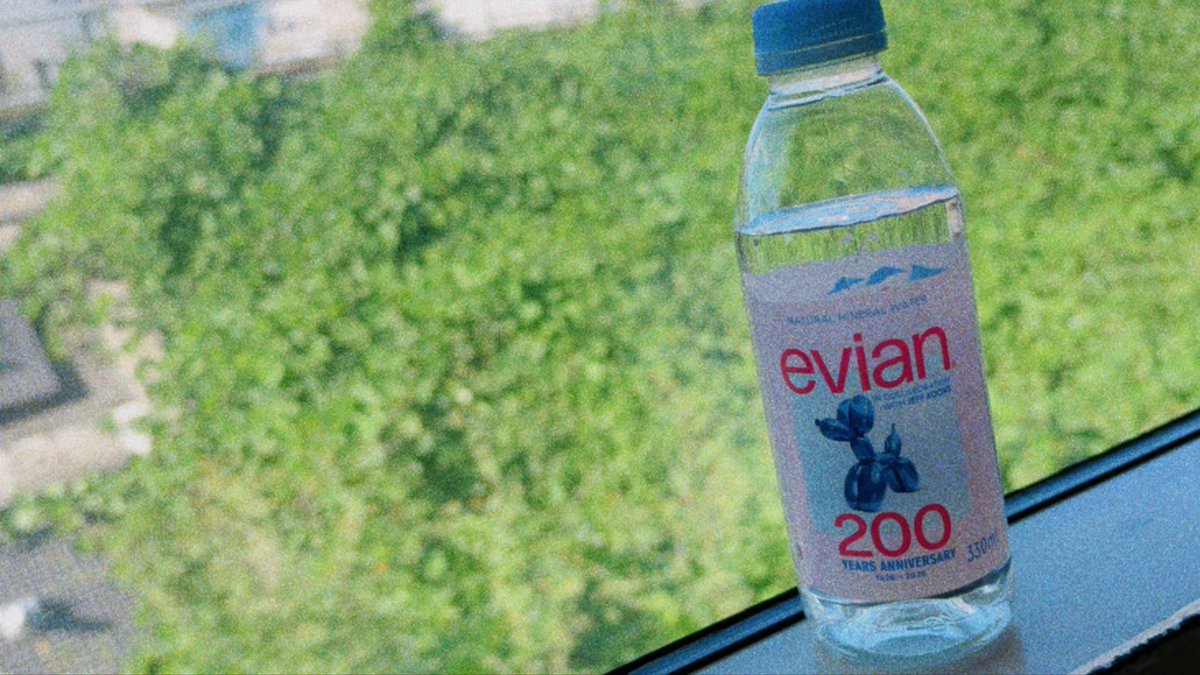______co11's tweet photo. 今は普段車なので、出張の時くらいしか電車乗らない生活になってしまった

ずっと一人は寂しいんだろうけど、たまの一人は良いね https://t.co/JlgAET7giy