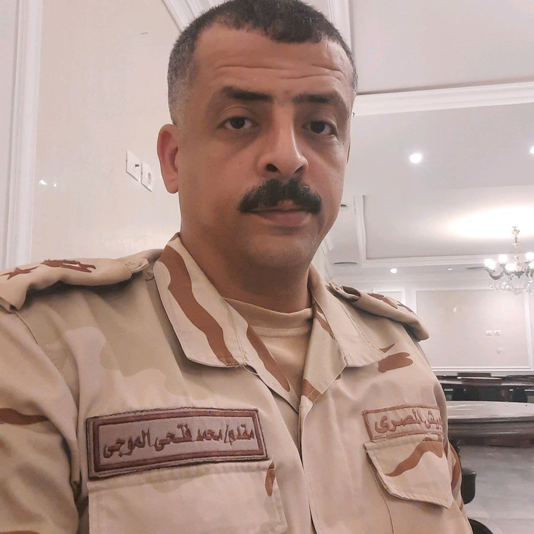 MElshazly153322's tweet photo. السيسي ابن الحاره الجاس/وس بينكل بالشعب المصرى كله https://t.co/Mva2TAqgm1