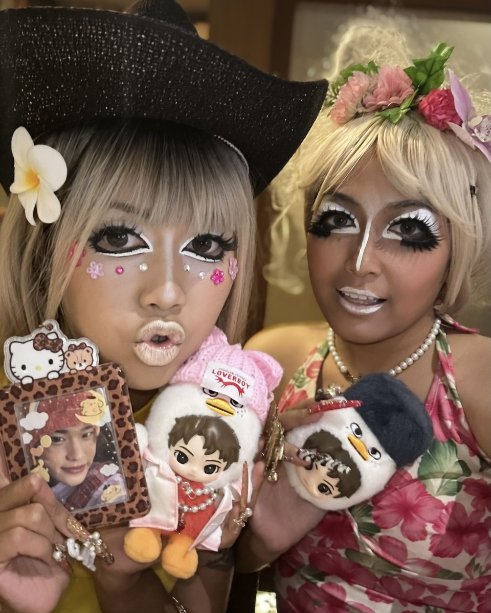 bedazzlingS0H3E's tweet photo. ⁎✩𝑩𝒆𝒅𝒂𝒛𝒛𝒍𝒊𝒏𝒈 𝑨𝒏𝒈𝒆𝒍 𝑺𝒐𝒉𝒆𝒆✩⁎

🌺 gyaru day out 🌺
☆*:.｡. o(≧▽≦)o .｡.:*☆

#xXBedazzlingXxS0H3E
#SOHEE #소희 #ソヒ #RIIZE https://t.co/JvduaNfUYu