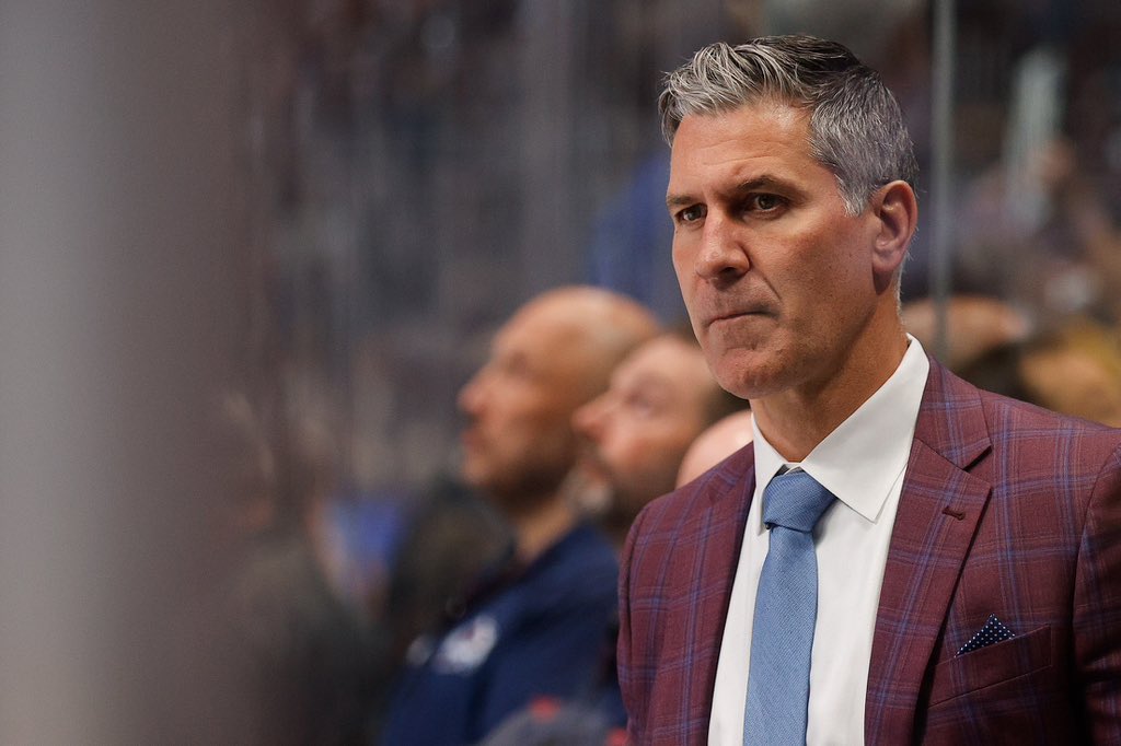 HighSlotHQ's tweet photo. Top 5 longest tenured coaches in the NHL:

1.  Jon Cooper – Lightning (Mar 2013)
2.  Jared Bednar – Avalanche (Aug 2016)
3.  Rod Brind’Amour – Hurricanes (May 2018)
4.  Martin St. Louis –Canadiens (Feb 2022)
5.  Paul Maurice – Panthers (Jun 2022) https://t.co/J6AX91hJX4