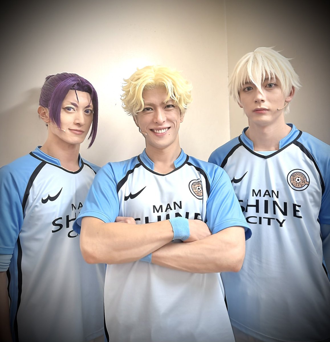 yukikimisawa's tweet photo. 舞台『ブルーロック』5日目
ご来場誠にありがとうございました‼️

君たちの才能✖️肉体改造

🟰最強のフィジカル🔥✨

理想の自分を追い求めろ‼️✨

明日も勝つのはマンシャインシティ👆✨✨✨✨🔥⚽️

#ブルステ https://t.co/7uyHZDTZbo