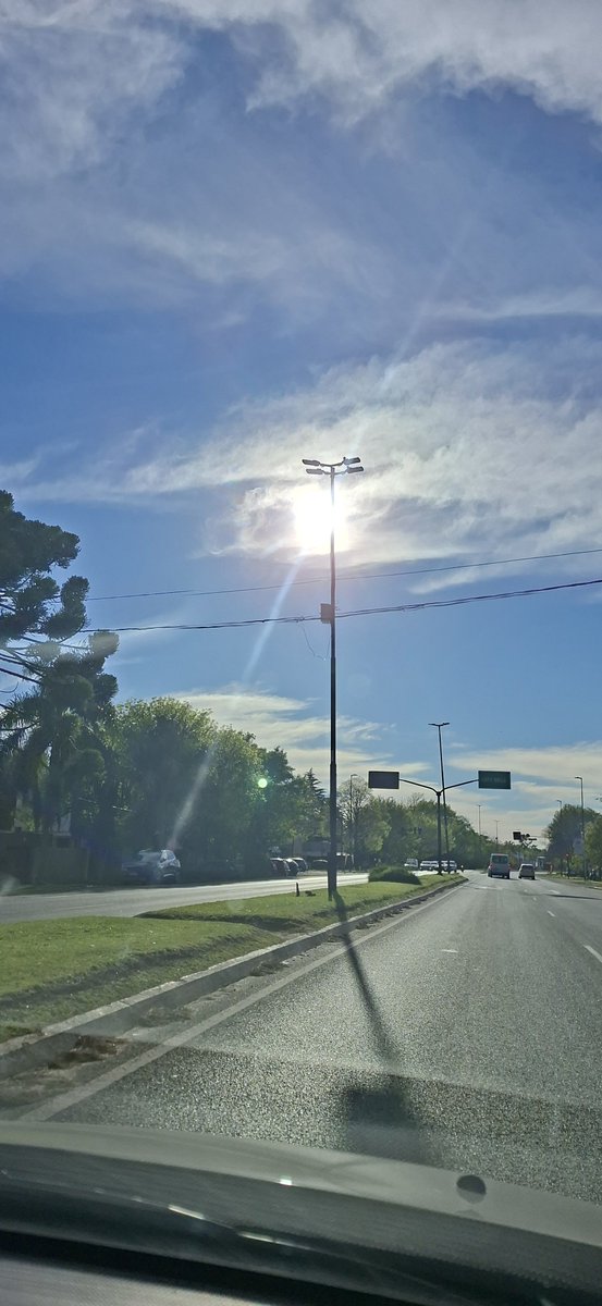 Turcolibia's tweet photo. #Dato: Comenzó la instalación de las bases para las 1300 cámaras que @LaPlataMLP licito en noviembre del 2025 a la empresa Danaide S.A. Ademas incluye instalación de lectores de Patentes e incorporación de IA en la lectura de las cámaras #LaPlata https://t.co/DpxTNSzmLi