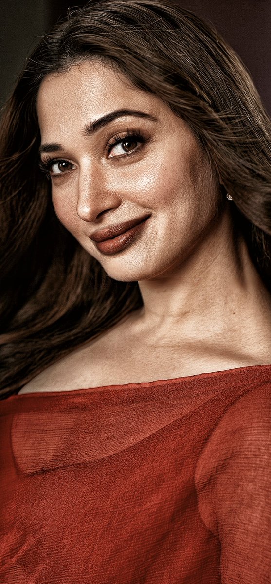 Mr_Editor_20's tweet photo. Tamannaah Bhatia 🔥
#TamannaahBhatia https://t.co/BpxZp4Sg2E