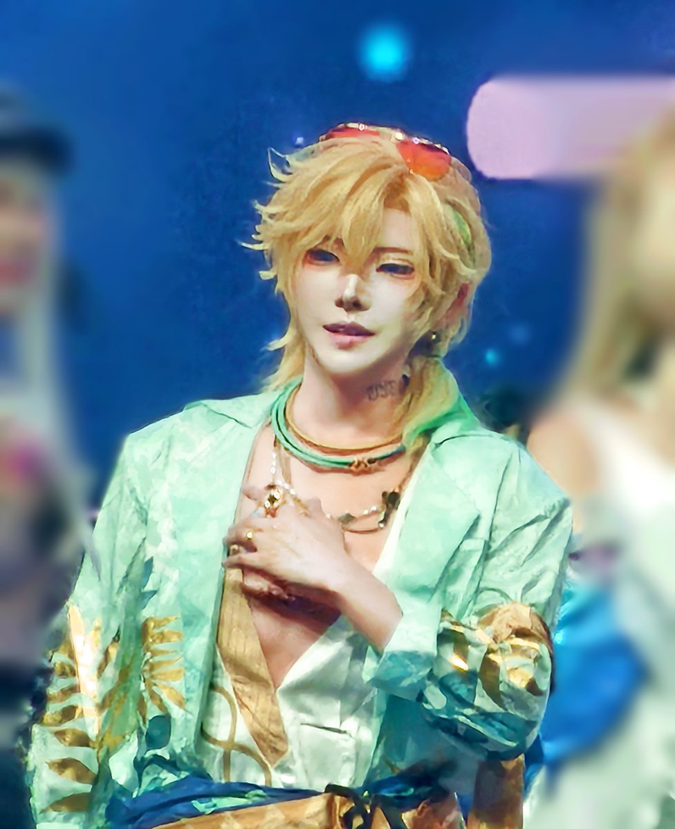 just_like_cos's tweet photo. 멀리서 찍은 야호💅츄린💫

#호요랜드 #어벤츄린 https://t.co/kQeKC6Xte6