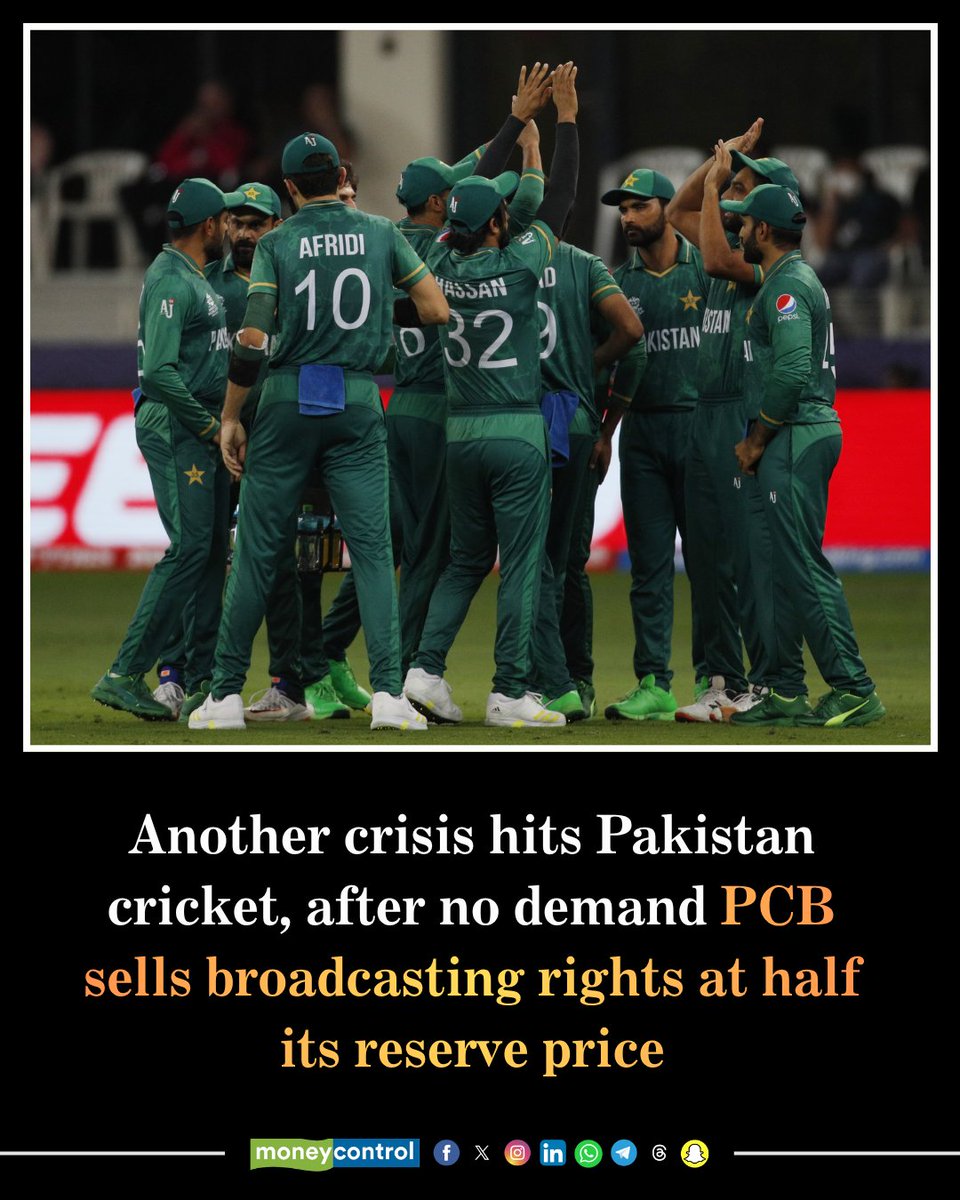 moneycontrolcom's tweet photo. The Pakistan Cricket Board sells broadcasting rights lower than reserve price.

PCB was forced to sell its broadcasting rights for 25 international home matches at around half of the reserve price because only the state broadcaster PTV made the bid.

PCB had issued a tender a few days back for the broadcasting rights with a reserve price but didn't allow interested parties to bid as a consortium as has happened in the recent past.

#PakistanCricket #PCB