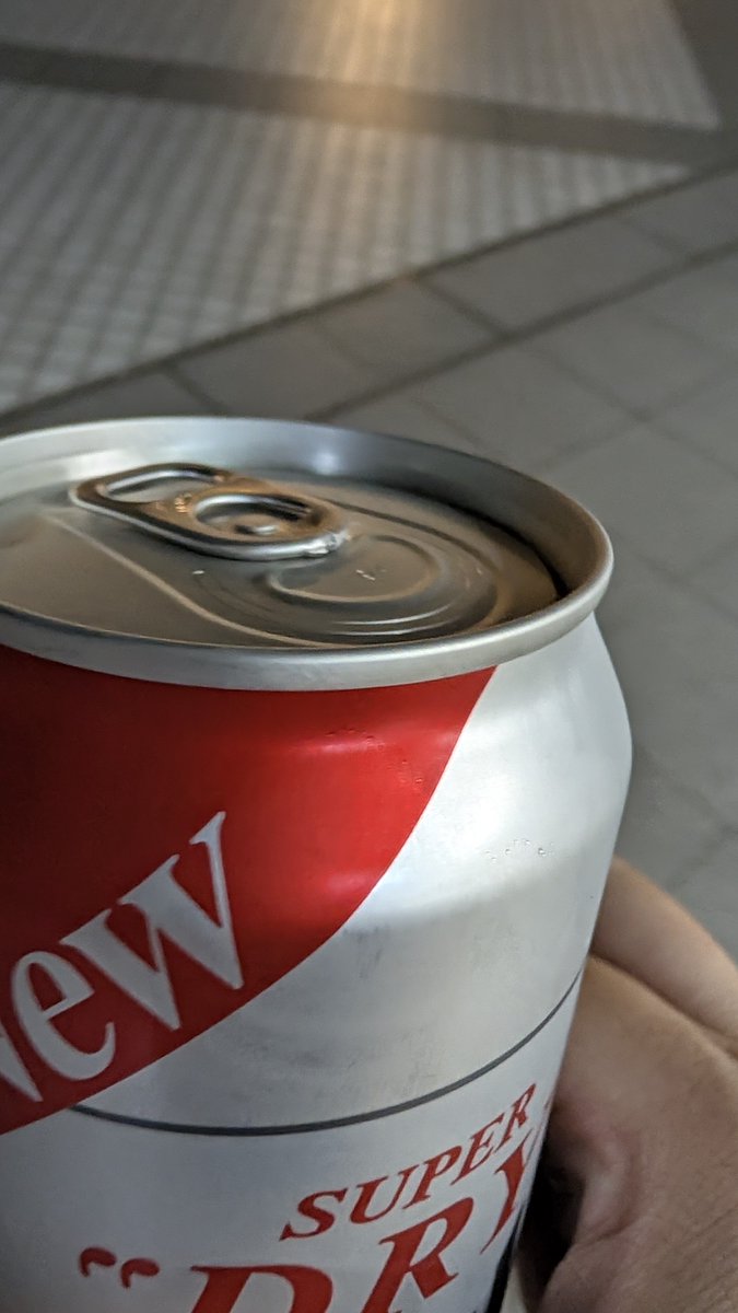 tany0824's tweet photo. IRyS、ありがとう。楽しすぎて2時間半もやってたの気が付かなかった。絶対に泣くわけない楽しすぎる〜と思ってたら最後の最後で…ね。motsuともフレアちゃんとも2曲もやってくれて大大大大満足。 https://t.co/ZvuZj5xF8c
