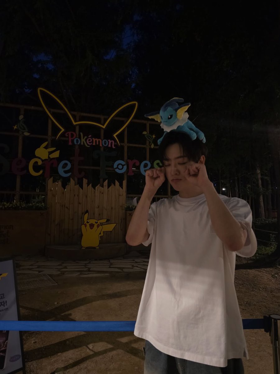jyjltv8296's tweet photo. 노력 없이 이루어지는 건
하나도 없습니다
인생은 에스컬레이터가 아닙니다
엘리베이터는 더더욱 아니고요
힘들지만
오르막길도 오르고
계단도 올라야 하는 겁니다
#이태빈 #LEETAEVIN
#오늘도사랑해 #언제나응원해 https://t.co/xSkW1oKgE2