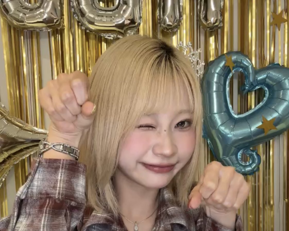 TripleoptMYERA's tweet photo. インライ、めっちゃ楽しかったよー!😊💕
#MYERA #Yui #Himena https://t.co/6GWreeP2pb