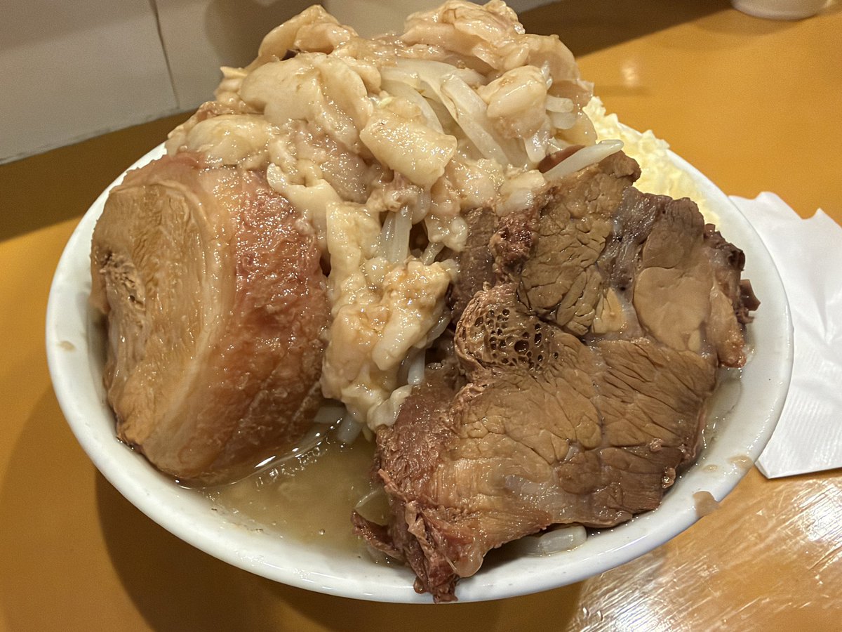 Lover_Megaman's tweet photo. 着丼10分 https://t.co/pwB9YZiNET