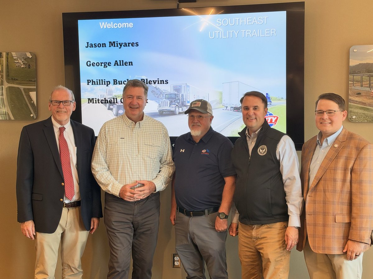 RepMGriffith's tweet photo. Earlier this year, a Utility Trailer franchise opened a new facility at Seven Mile Ford in Smyth County.

On Thursday, I toured the facility with officials to learn more about how the company supports regional jobs. https://t.co/pT22Cp7Wq3