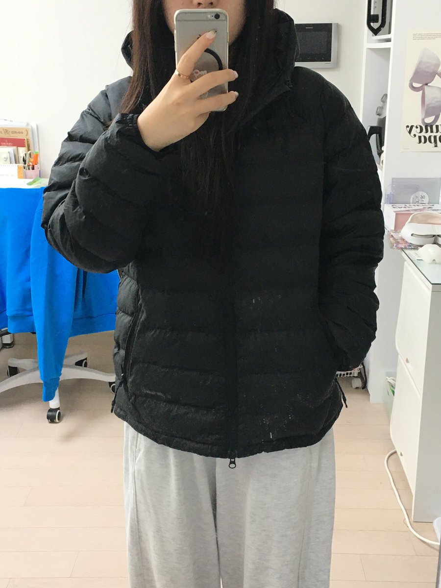 thisisme_won's tweet photo. #RT 추첨 3분께 올리브영 3만원권 보내드려요 

#제품제공 르꼬끄 경량패딩 스트링 조여서 입으니까 핏 넘 귀여움 🖤 강추!!

🔗 https://t.co/QOJUN0eM3p https://t.co/dTBJRTB8uF