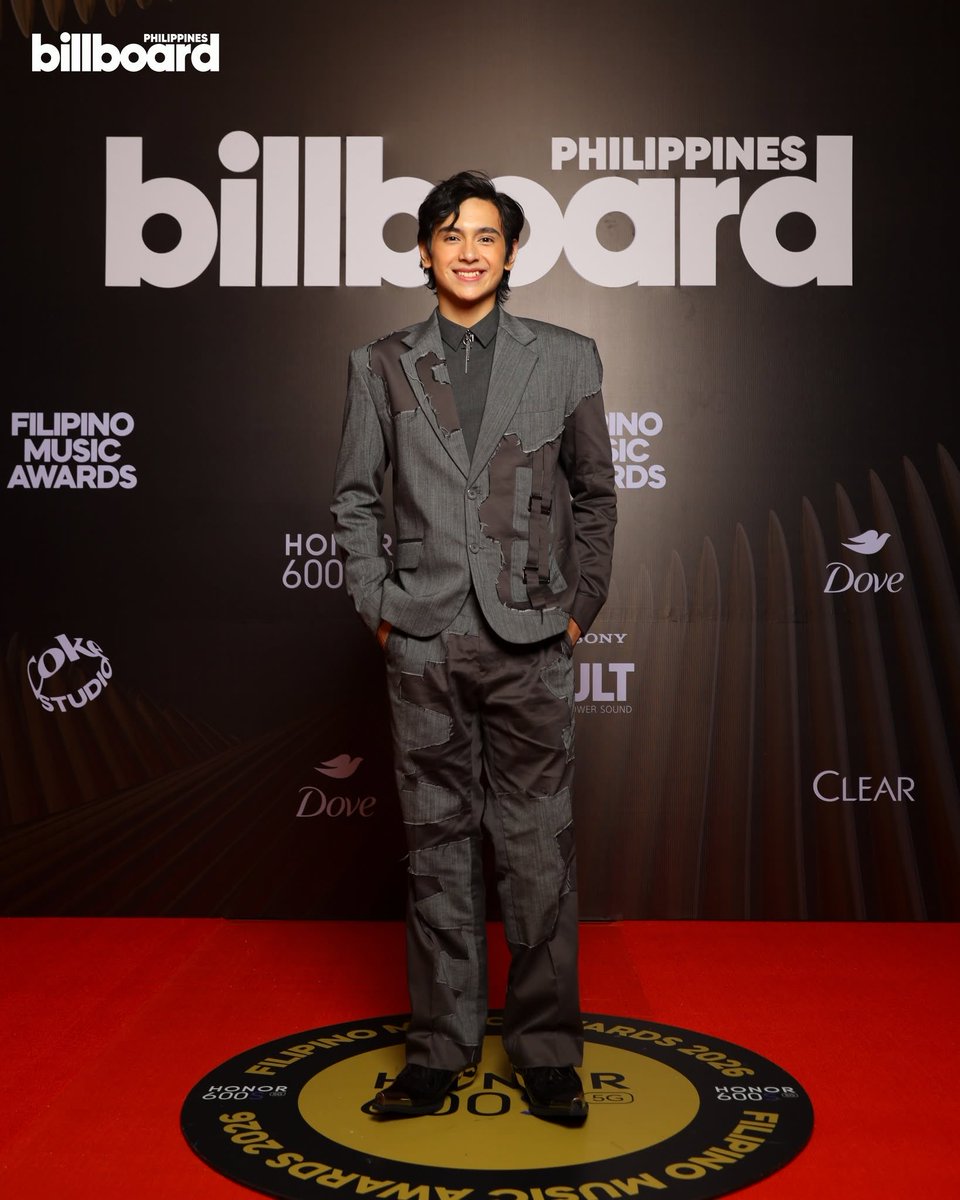 clipthathmj's tweet photo. our rising singer-songwriter heath jornales  

PRESENTER HEATH AT FMAs
#BACKTOYOU100KViews https://t.co/1OJXiYOqMF