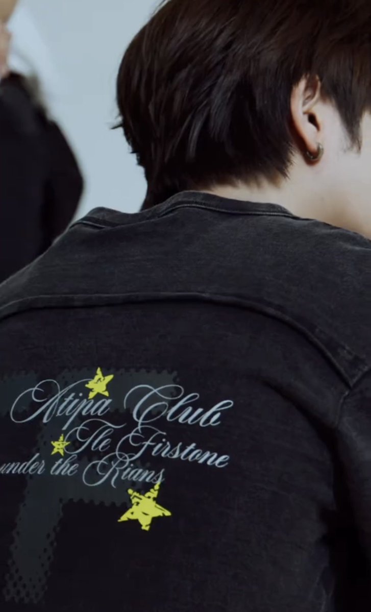 thisishyjx's tweet photo. ดีเทลเสื้อสกรีน atipa tlefirstone เอามาน้าาาาาาา!!!! 

#atipashop 
#TleFirstone #เติ้ลเฟิร์สวัน https://t.co/rCZNysCs6Y