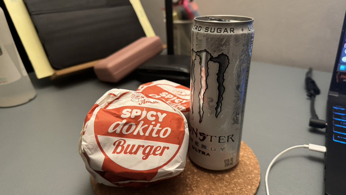dodadelicia's tweet photo. no aral for today muna kasi i have hangover pa from midterms!! anw, kaen tayo ^3^ https://t.co/FYrSBHz21E
