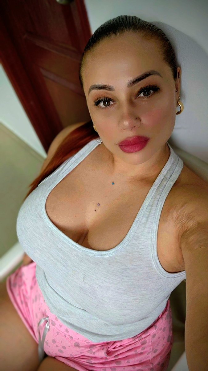 Paulitravesuras's tweet photo. Hoy es martes de ? 🤔 termina la frase! 😝🙄

#BuenosDias #BuenDia #colombiana #paisa #curvy #beutiful #Martes https://t.co/ASMNbfTLGZ