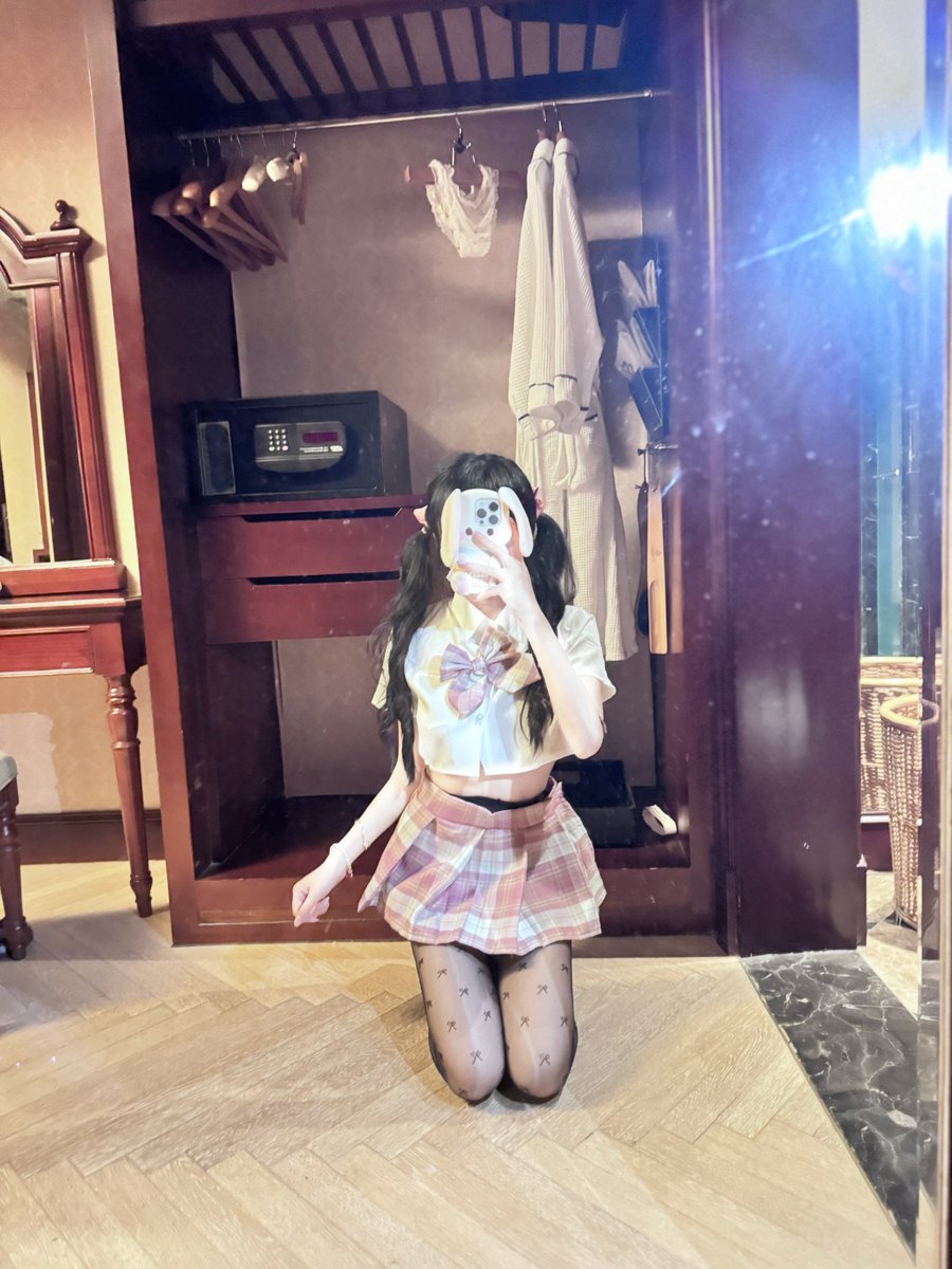 claupera's tweet photo. 你有养猫的打算吗喵˶>𖥦<˶

#地陪  #旅游搭子  #杭州地陪 https://t.co/Tx74k7y8xX