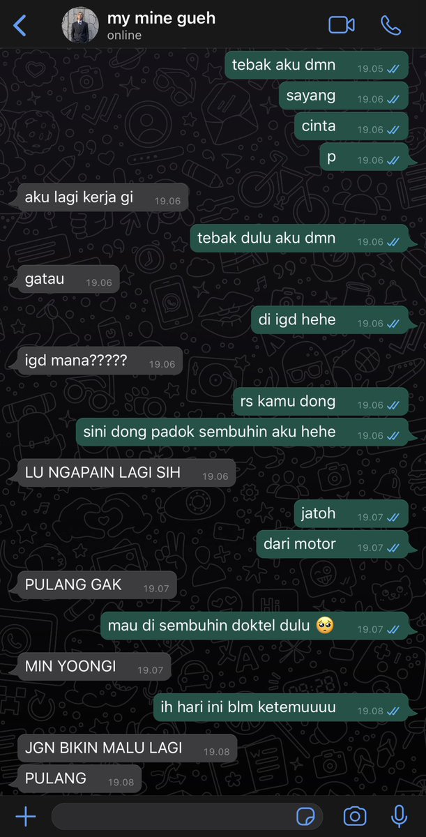 yxmverse's tweet photo. yoonmin au, dimana

Park Jimin adalah mahasiswa kedokteran yang hanya ingin fokus ke pendidikannya. 

Tetapi kehadiran Min Yoongi selaku adik tingkat Teknik Pertambangan kakaknya, yang (sialnya) naksir berat dan gila dengannya, membuat hidupnya menjadi lebih “berwarna”. https://t.co/TL5tthQdk9
