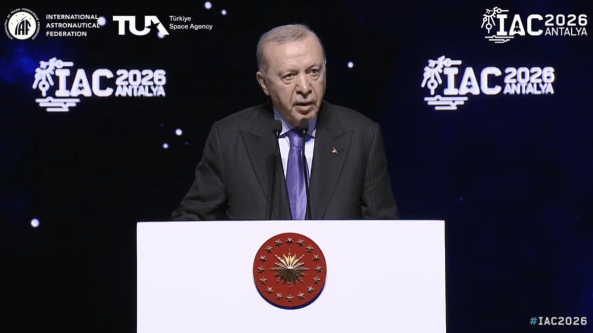 SpaceWatchGL's tweet photo. Cooperation on stage, sovereignty in the plans. Day one of #IAC2026 in Antalya raised questions that will shape the rest of the week. Torsten Kriening's recap is worth reading carefully. #SpacePolicy
https://t.co/VzTC9yKpyt https://t.co/UmiO43AcoJ