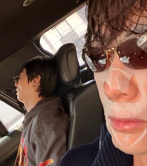 jungkovtae's tweet photo. TAEKOOK??!???IM SCREAMING😭 https://t.co/3rReTtkw5f