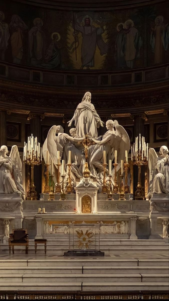 reminiscinbby's tweet photo. the intricate craftsmanship in old churches https://t.co/583NGcvIqW