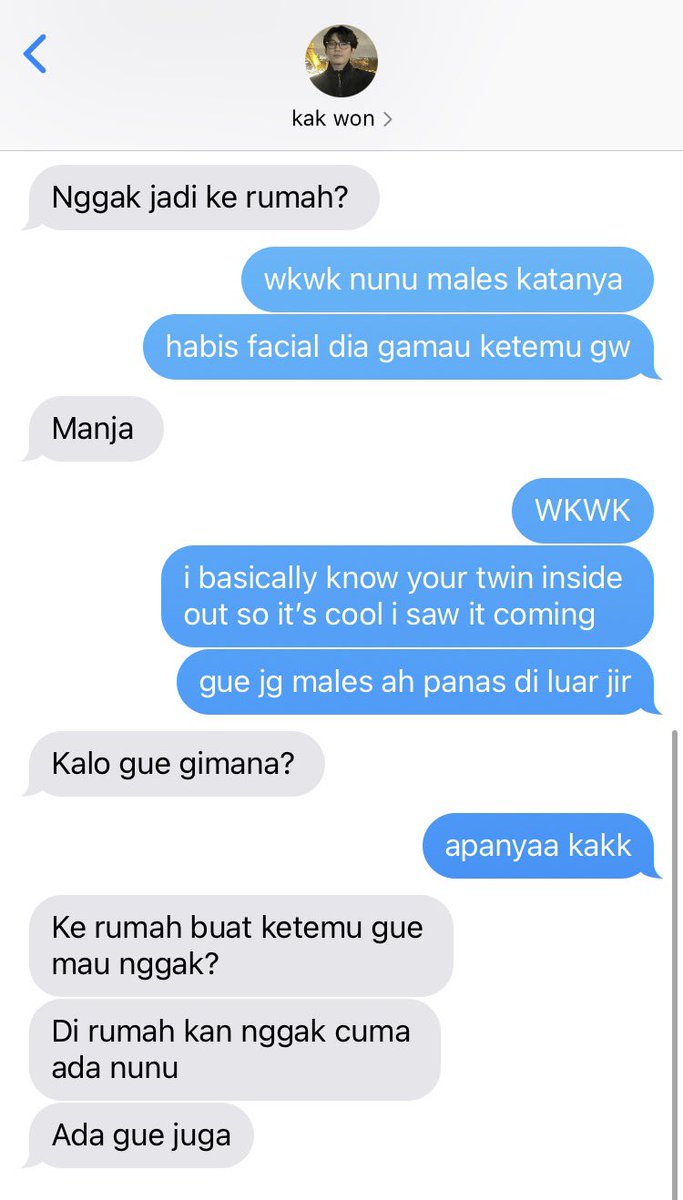 wristbeanie's tweet photo. won, the older twin by 15 minutes, full-time manager. mg kenal by extension with nunu tapi baru deket pas udah kerja. hobinya jogging di gbk pagi-pagi. takes himself on solo trips to SEA and makes friends with old people. somehow single dari lahir though so idk https://t.co/X3Q2Omggcb
