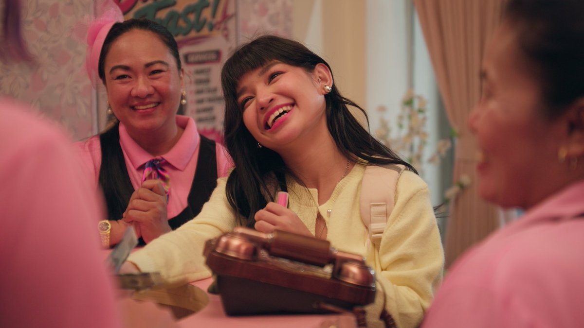 BaldozaMikko's tweet photo. Extended ang #StuckOnYou til Sunday! https://t.co/Vu6qtFlJfk