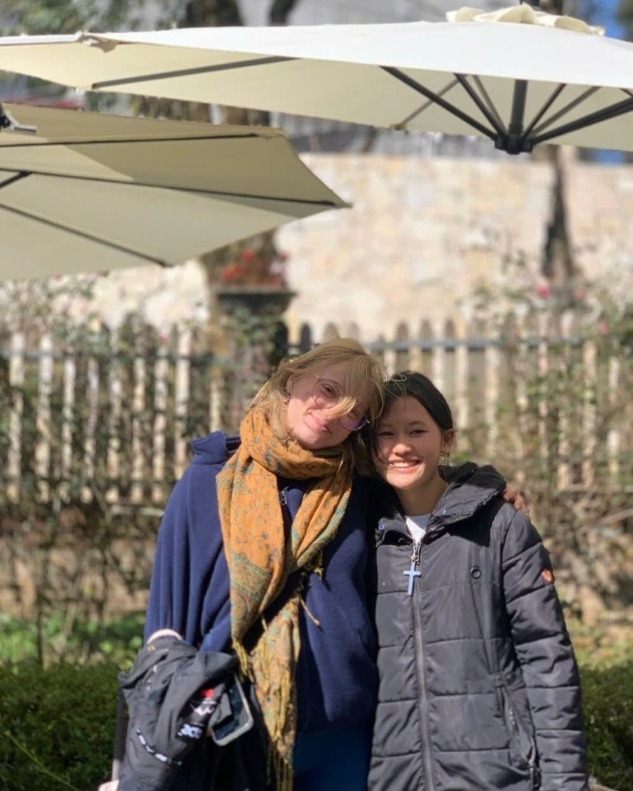 LacyRyder's tweet photo. Sapa needs only soft sunshine and gentle smiles to feel warm. Thank you for filling Green Sapa Homestay with beautiful memories. May these smiles stay with you on every journey ahead. See you on another sunny day in Sapa. https://t.co/m7FgJzLBVE