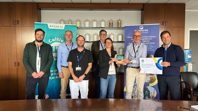 agrodisT's tweet photo. Agriculture régénératrice : Roquette s’engage avec Axéréal et Oxyane dlvr.​it/TVp4sM #AgricultureRégénératrice #SustainableFarming #InnovationAgricole #Roquette #Axéréal https://t.co/GFSLCNcl2R