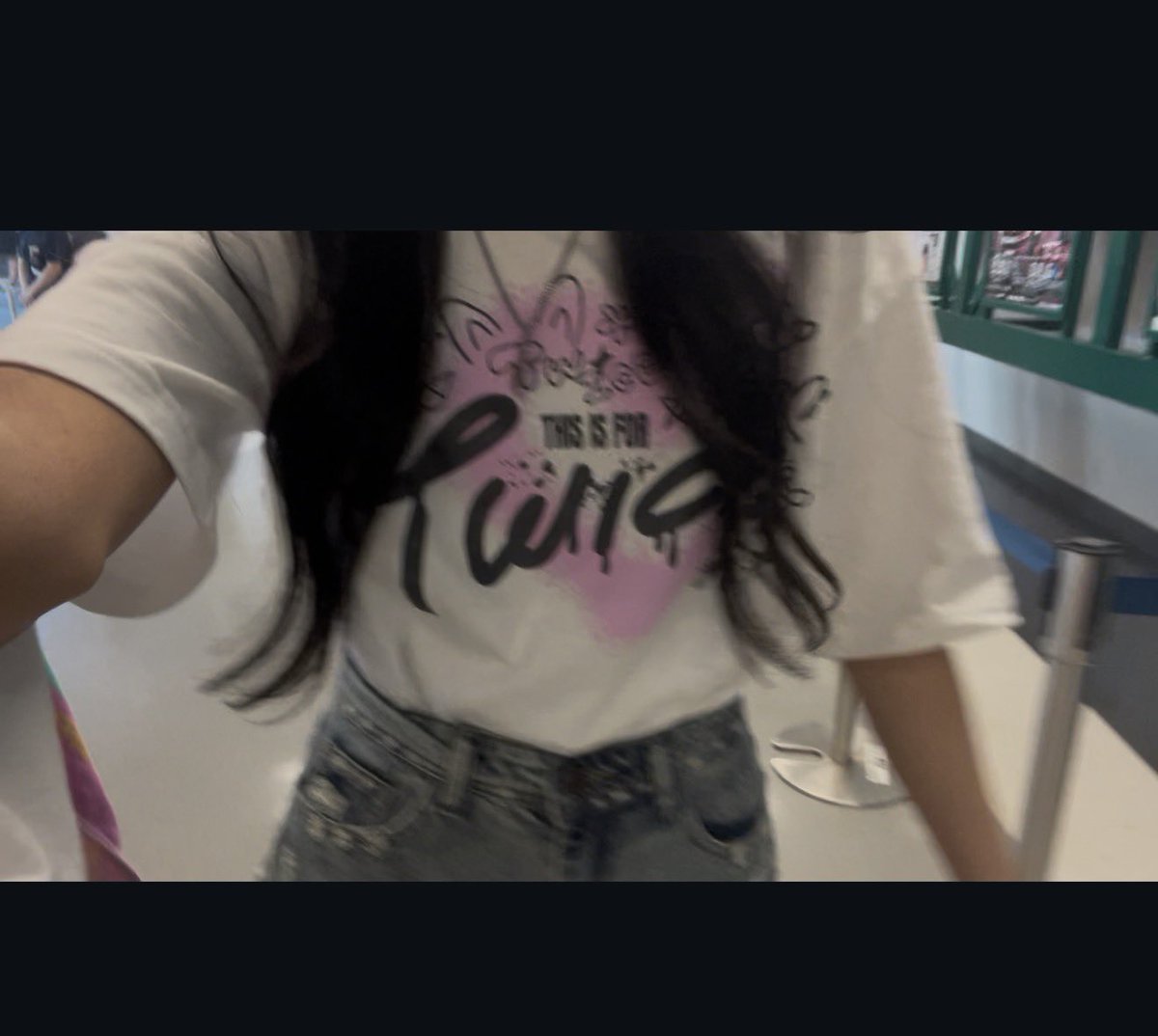 _nyal17's tweet photo. ライブ！行かせて！！😾 https://t.co/P3MELIerFx