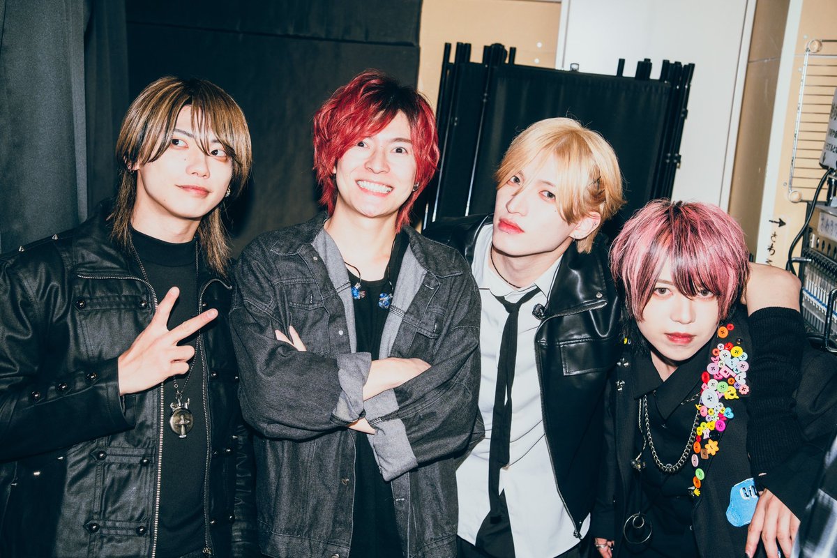 maqia_official's tweet photo. MAQIA 「REALISED」 Release Party 

追加公演 ANTHEM AKIBA
⁡
最高の時間をありがとうございました!! 

#MAQIA #チームマキア https://t.co/xFsSYZUQfD
